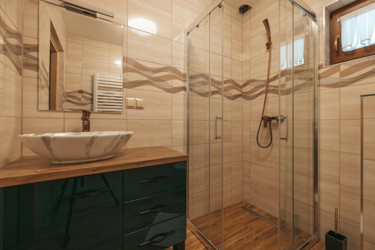 Apartamenty Grand Tatry - Sauna I Jacuzzi Wliczone W Cene Pobytu - 10 Minut Pieszo Od Term Bania Bialka Tatrzanska Ngoại thất bức ảnh